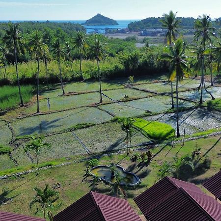 Nuna Bungalows Riung エクステリア 写真