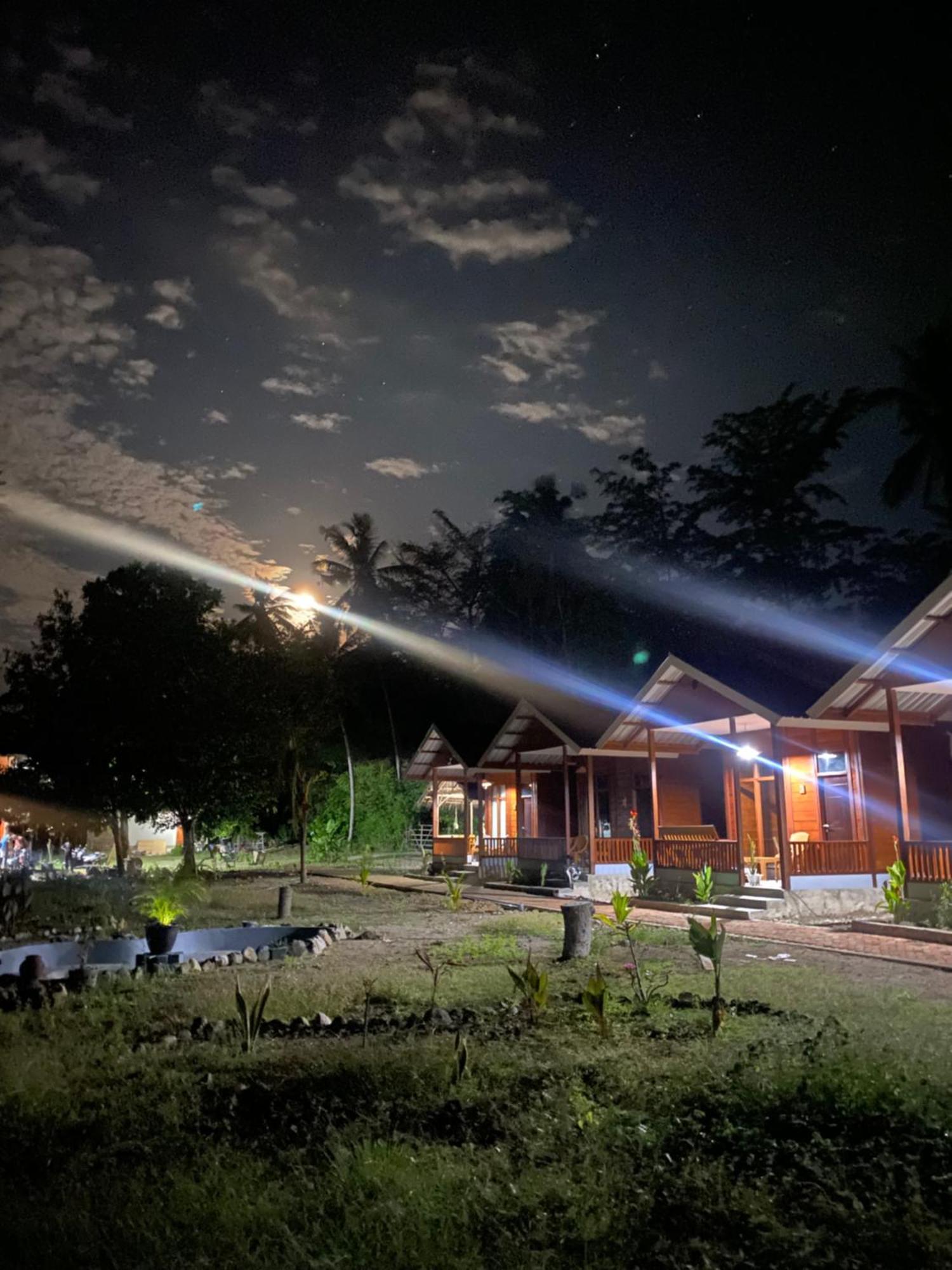 Nuna Bungalows Riung エクステリア 写真